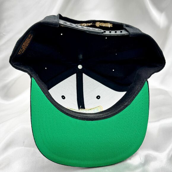 Yupoong Exclusive Game Paris NYC ATL LAX Shield Snapback Hat Black/Green - Picture 5 of 6